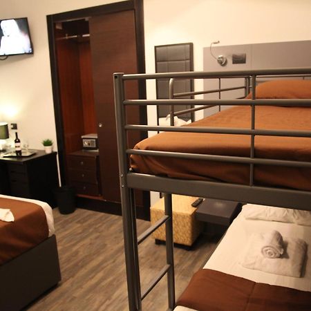 نابولي Dolce Vita Rooms المظهر الخارجي الصورة