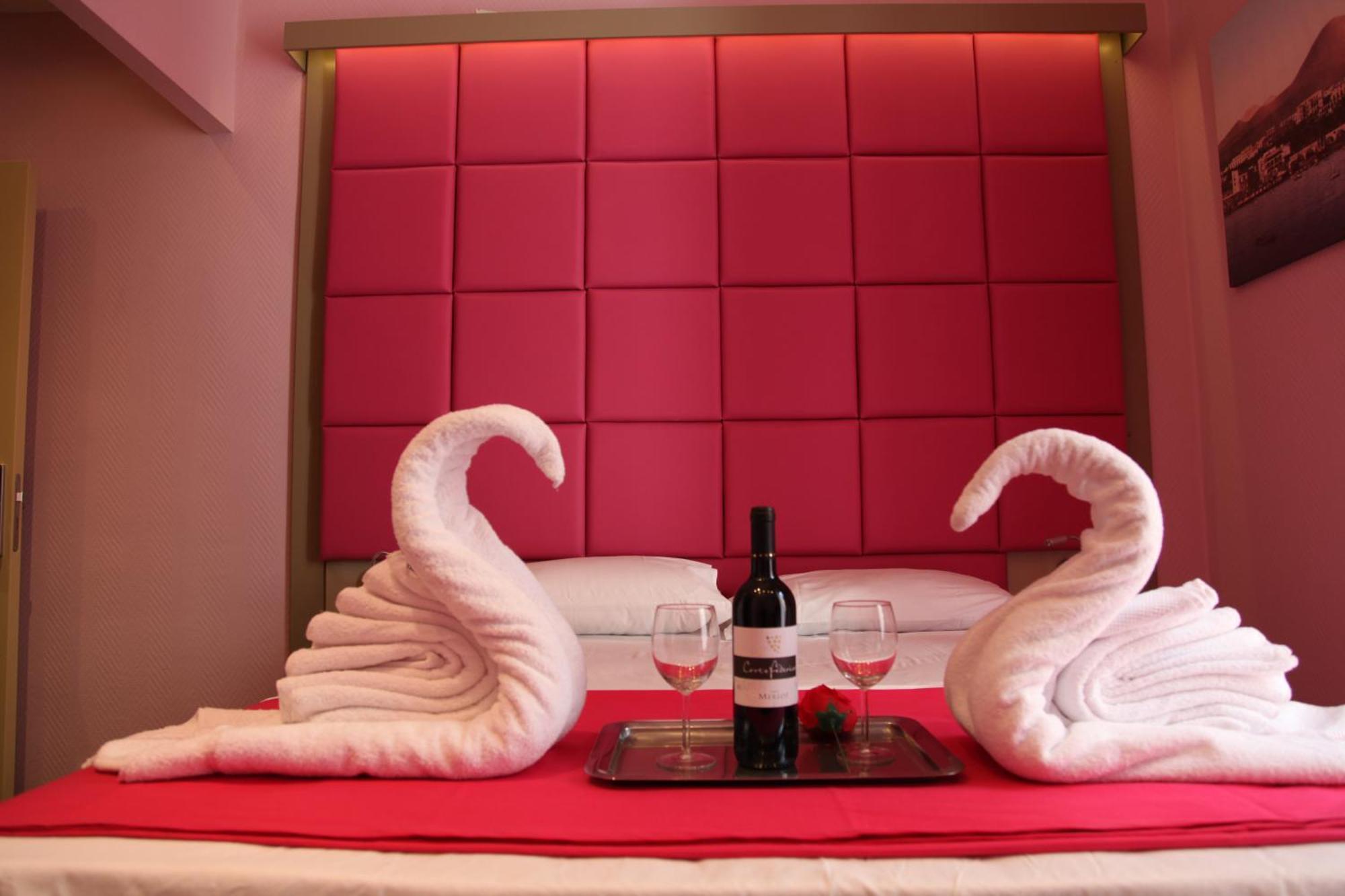 نابولي Dolce Vita Rooms المظهر الخارجي الصورة