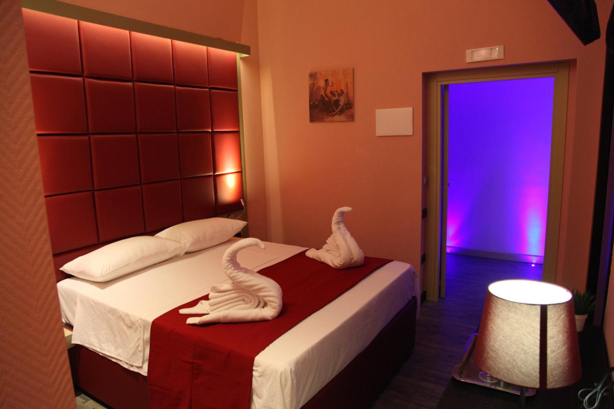 نابولي Dolce Vita Rooms المظهر الخارجي الصورة