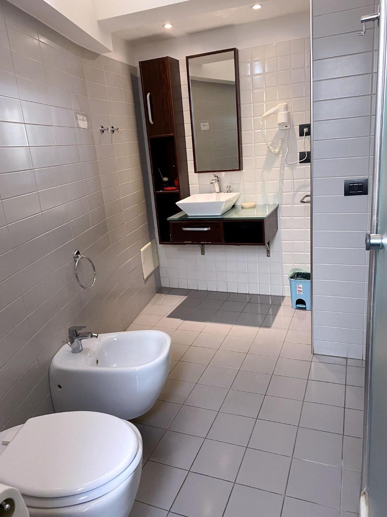 نابولي Dolce Vita Rooms المظهر الخارجي الصورة